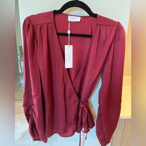 Cross over woven long sleeve